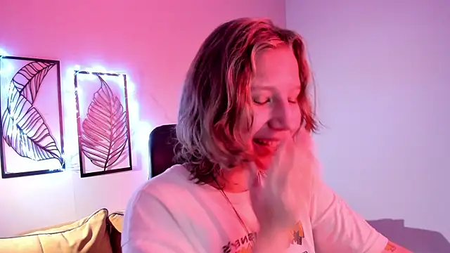 Hailey Foxy online show from 11.27.25