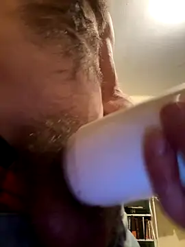 Snapshot of hungspundick1 chatting on 09.29.25 hungspundick1 online show from 09.29.25