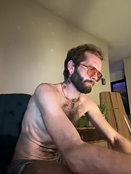 Snapshot of hungspundick1 chatting on 10.13.25 hungspundick1 online show from 10.13.25