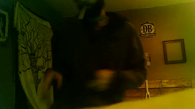 Snapshot of hungspundick1 chatting on 11.10.25 hungspundick1 online show from 11.10.25