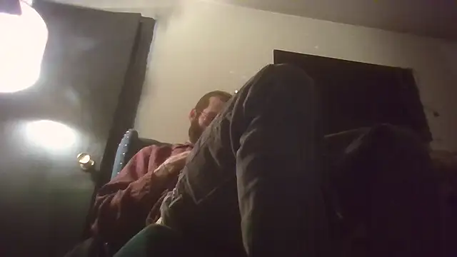 Snapshot of hungspundick1 chatting on 11.18.25 hungspundick1 online show from 11.18.25