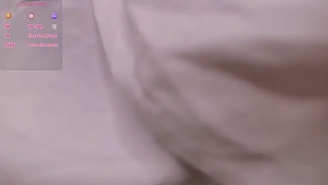 Lina Glow online show from 04.07.26