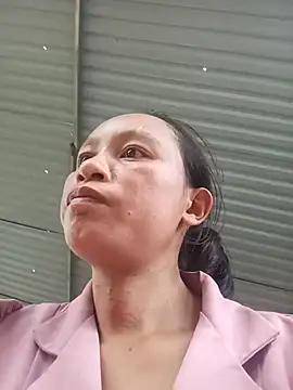 Snapshot of simi-lucy chatting on 09.26.25 simi-lucy online show from 09.26.25