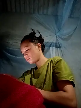 Snapshot of simi-lucy chatting on 09.29.25 simi-lucy online show from 09.29.25