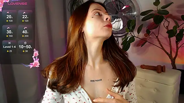 ChloeSummers online show from 11.30.25