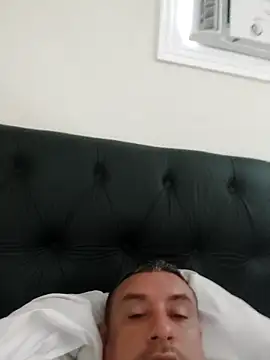 andrerj22 online show from 04.08.26