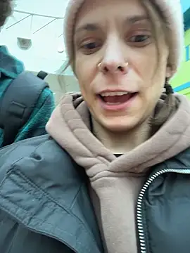 d3luluxx online show from 12.16.25