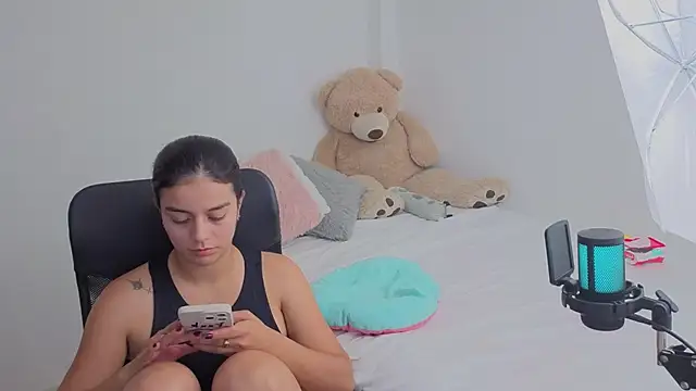 valerihouse online show from 04.01.26