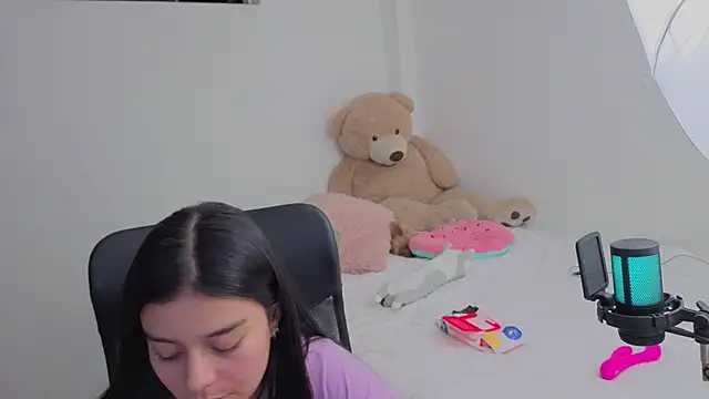 valerihouse online show from 04.07.26