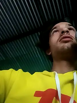 Snapshot of Couplesexa22 chatting on 11.25.25 Couplesexa22 online show from 11.25.25