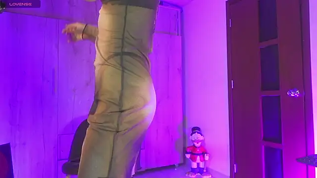 AnnaKimm online show from 03.17.26