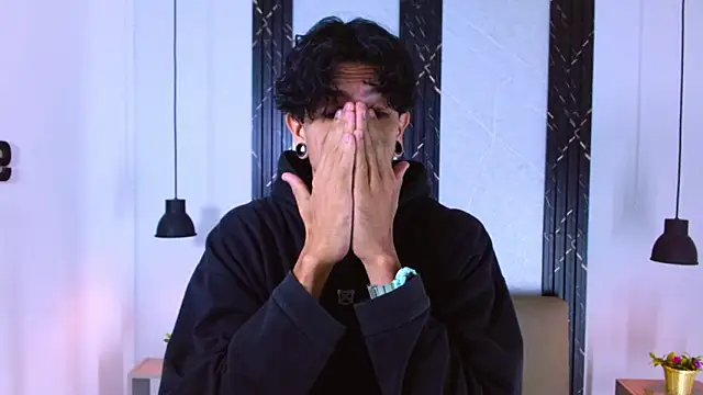 Snapshot of Franvill_Trato chatting on 09.26.25 Franvill Trato online show from 09.26.25