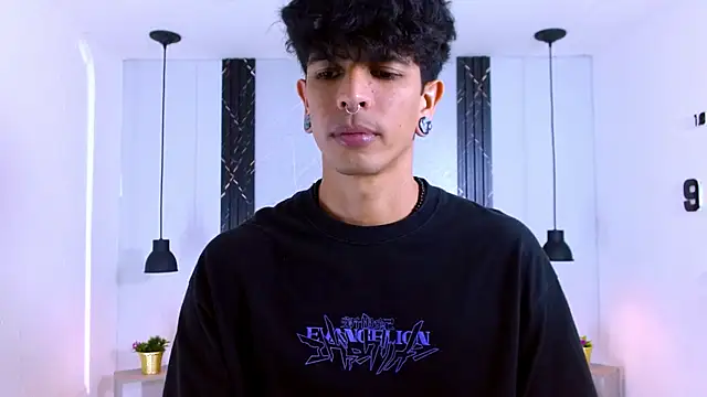 Snapshot of Franvill_Trato chatting on 11.03.25 Franvill Trato online show from 11.03.25