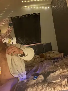 Snapshot of jaycoy22 chatting on 09.10.25 jaycoy22 online show from 09.10.25