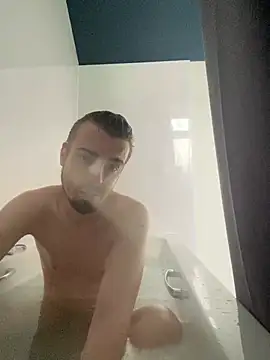 Snapshot of jaycoy22 chatting on 01.16.26 jaycoy22 online show from 01.16.26