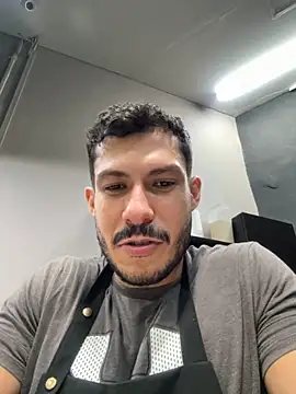 Snapshot of Darg98 chatting on 09.21.25 Darg98 online show from 09.21.25