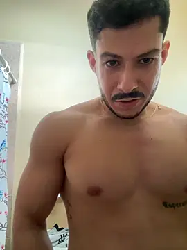 Snapshot of Darg98 chatting on 10.04.25 Darg98 online show from 10.04.25