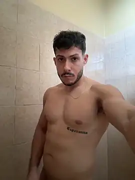 Snapshot of Darg98 chatting on 10.07.25 Darg98 online show from 10.07.25