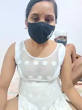 Snapshot of Miss_Riya20 chatting on 04.15.26 Miss Riya20 online show from 04.15.26