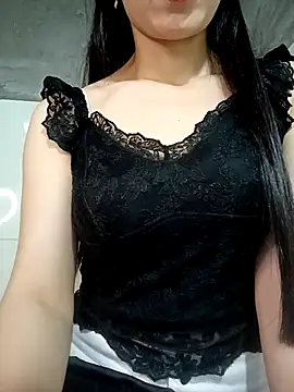 Vyvyy06 online show from 11.17.25