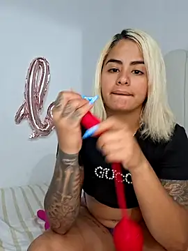 Eva  Cutte online show from 01.11.26