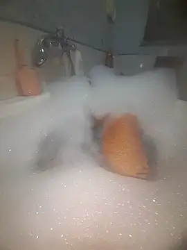 gigilola84 online show from 11.14.25