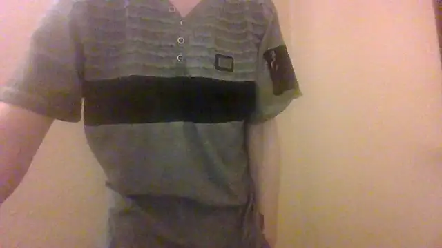 Snapshot of your_boy_toy18 chatting on 09.27.25 your boy toy18 online show from 09.27.25