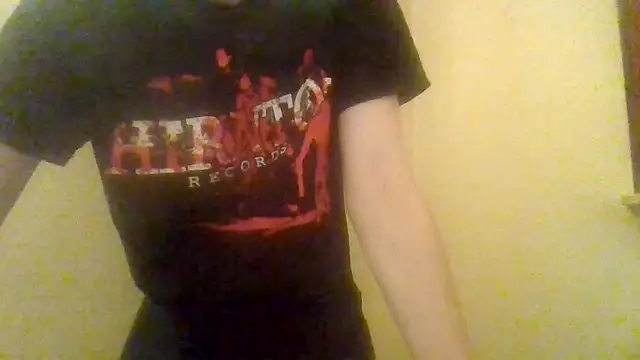 Snapshot of your_boy_toy18 chatting on 09.30.25 your boy toy18 online show from 09.30.25