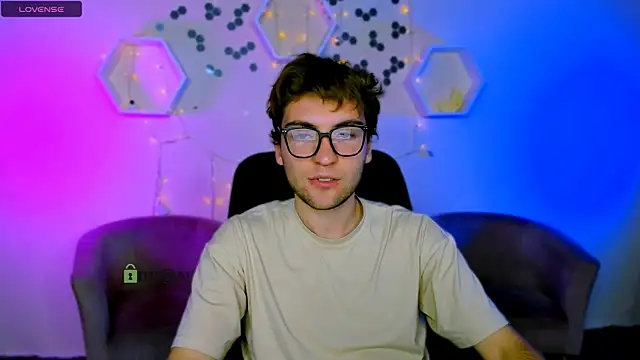 joseph bear  online show from 11.06.25