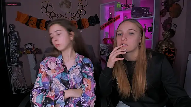 keylas moan online show from 10.21.25