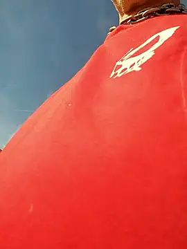 Snapshot of slaveman4you chatting on 09.29.25 slaveman4you online show from 09.29.25