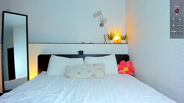 Snapshot of charlottacardi chatting on 11.27.25 charlottacardi online show from 11.27.25