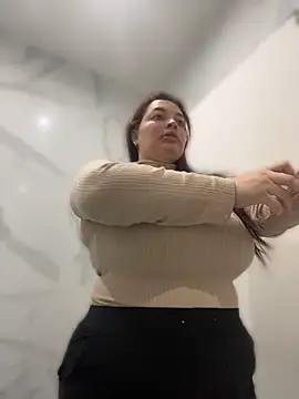 sarahreyess 11 online show from 07.02.26
