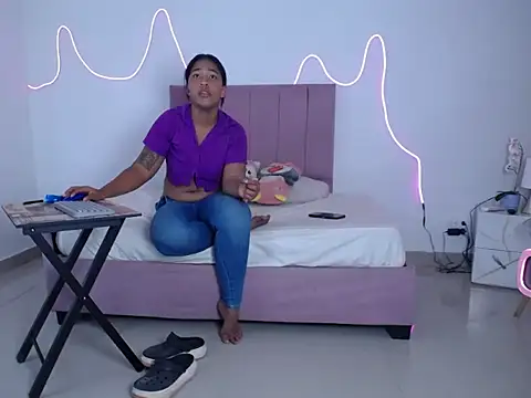 iiamsara online show from 02.17.26