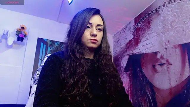 Eva Roussell online show from 10.28.25