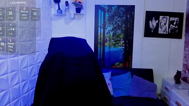 Eva Roussell online show from 11.28.25