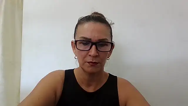 MiaVega online show from 02.11.26