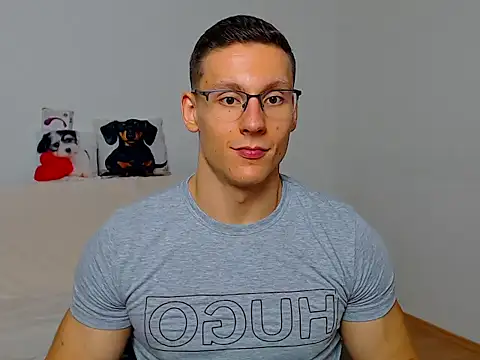 ZeinMiracles online show from 09.15.25