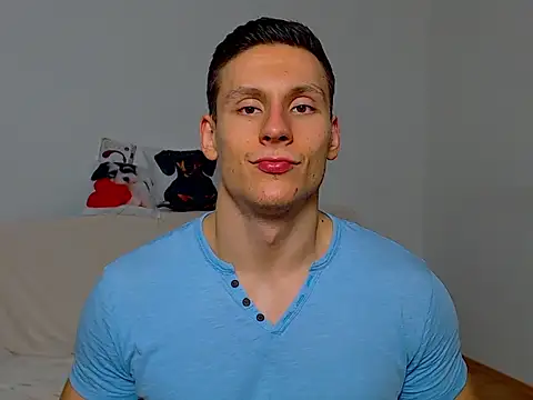 ZeinMiracles online show from 10.06.25