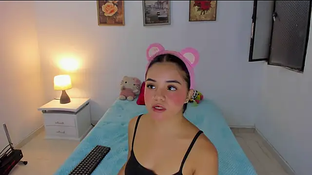 Valeri 13 online show from 10.26.25