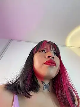 Georgina Astor online show from 03.20.26