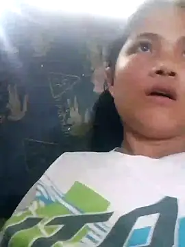 Pretty-Queen21 online show from 10.20.25