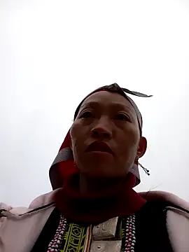 tcm-cute online show from 11.04.25