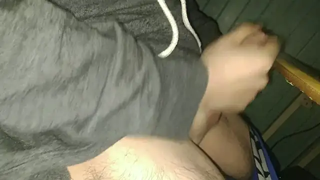 OutcastRen online show from 12.04.25