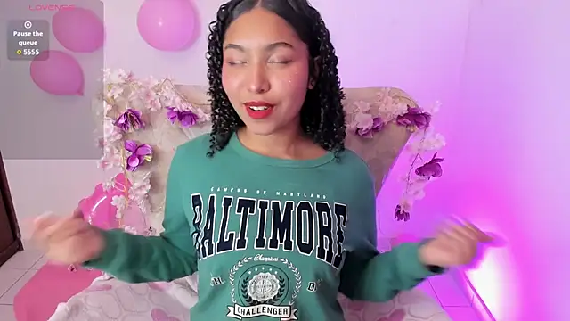 Snapshot of lily_evays_69 chatting on 12.03.25 lily evays 69 online show from 12.03.25