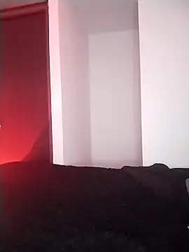 Snapshot of _paulaaa chatting on 10.24.25 paulaaa online show from 10.24.25