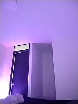 Snapshot of _paulaaa chatting on 11.05.25 paulaaa online show from 11.05.25