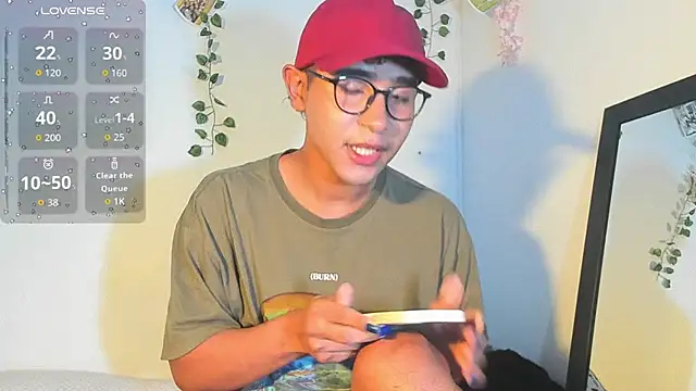 cute sammy 1 online show from 09.18.25