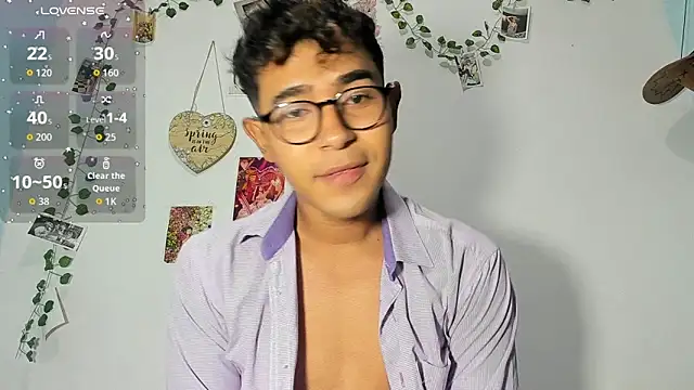 cute sammy 1 online show from 11.28.25