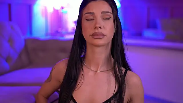 ArinaCarter online show from 09.26.25